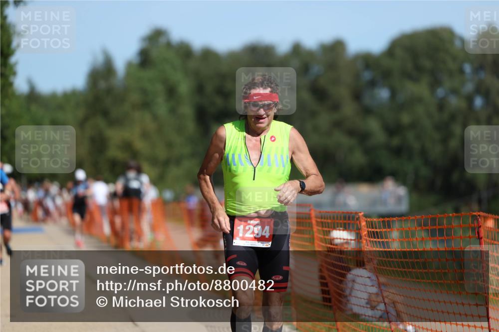 07.09.2025 - 19. Norderstedt Triathlon Michael Strokosch http://msf.ph/oto/8800482 07.09.2025 12:30:32 Laufen 303, 1294 meine-sportfotos.de