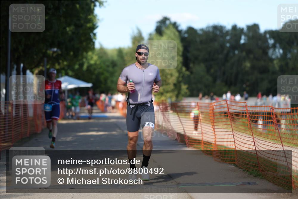 07.09.2025 - 19. Norderstedt Triathlon Michael Strokosch http://msf.ph/oto/8800492 07.09.2025 14:50:41 Laufen 366, 872 meine-sportfotos.de