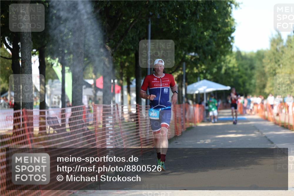 07.09.2025 - 19. Norderstedt Triathlon Michael Strokosch http://msf.ph/oto/8800526 07.09.2025 14:50:43 Laufen 366, 872 meine-sportfotos.de