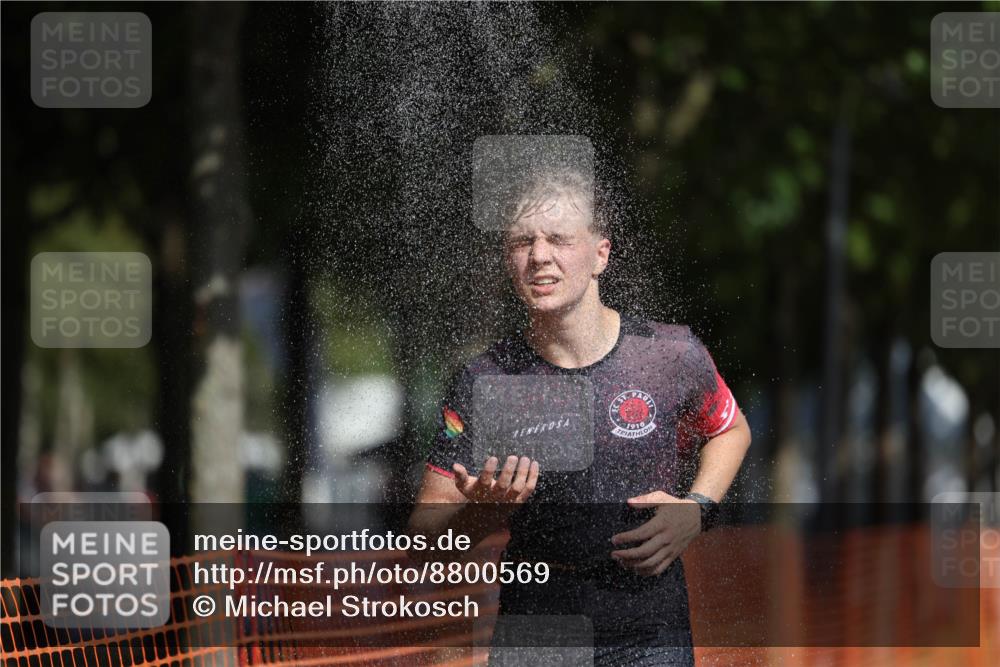 07.09.2025 - 19. Norderstedt Triathlon Michael Strokosch http://msf.ph/oto/8800569 07.09.2025 12:01:08 Laufen 787, 1156 meine-sportfotos.de