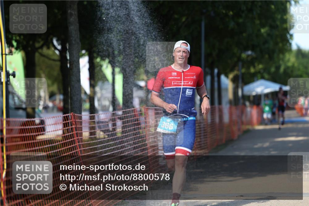 07.09.2025 - 19. Norderstedt Triathlon Michael Strokosch http://msf.ph/oto/8800578 07.09.2025 14:50:45 Laufen 366, 872 meine-sportfotos.de