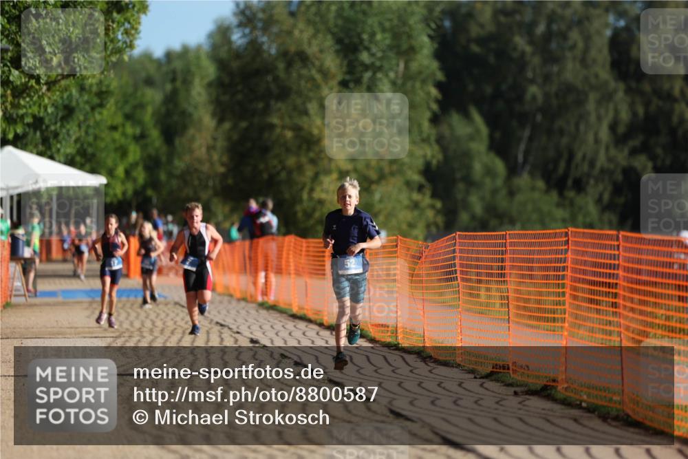 07.09.2025 - 19. Norderstedt Triathlon Michael Strokosch http://msf.ph/oto/8800587 07.09.2025 09:14:45 Laufen 52 meine-sportfotos.de
