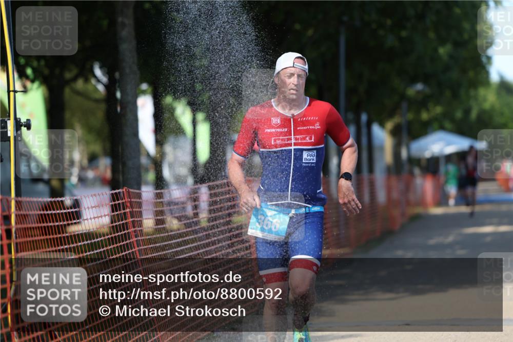 07.09.2025 - 19. Norderstedt Triathlon Michael Strokosch http://msf.ph/oto/8800592 07.09.2025 14:50:45 Laufen 366, 872 meine-sportfotos.de