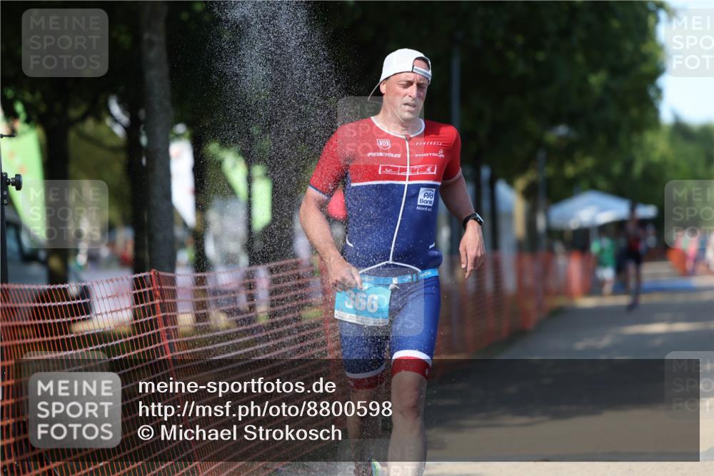 07.09.2025 - 19. Norderstedt Triathlon Michael Strokosch http://msf.ph/oto/8800598 07.09.2025 14:50:45 Laufen 366, 872 meine-sportfotos.de