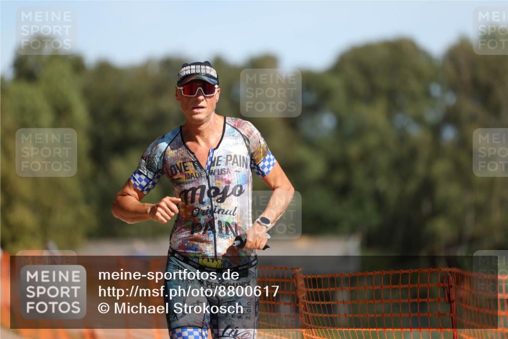 07.09.2025 - 19. Norderstedt Triathlon Michael Strokosch http://msf.ph/oto/8800617 07.09.2025 12:01:10 Laufen 787, 796, 1156 meine-sportfotos.de