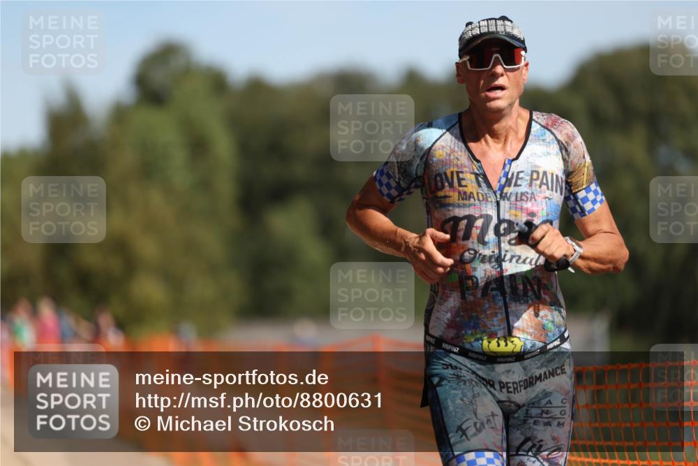 07.09.2025 - 19. Norderstedt Triathlon Michael Strokosch http://msf.ph/oto/8800631 07.09.2025 12:01:11 Laufen 787, 796, 1156 meine-sportfotos.de