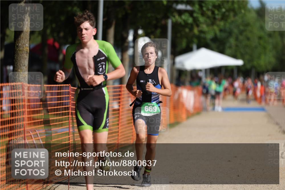 07.09.2025 - 19. Norderstedt Triathlon Michael Strokosch http://msf.ph/oto/8800637 07.09.2025 10:57:24 Laufen 655, 669 meine-sportfotos.de