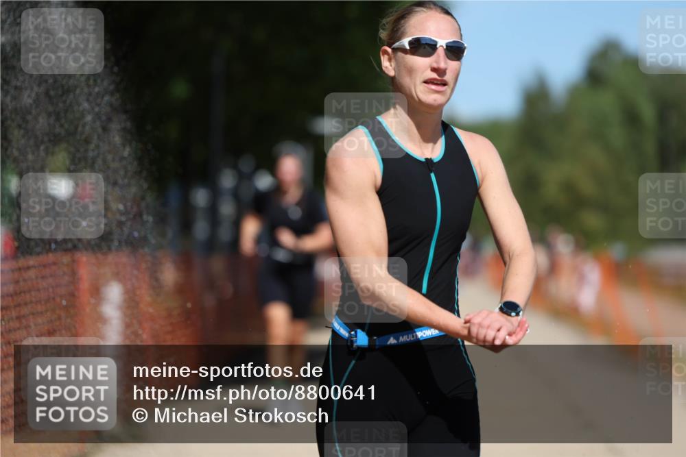 07.09.2025 - 19. Norderstedt Triathlon Michael Strokosch http://msf.ph/oto/8800641 07.09.2025 13:08:28 Laufen 282, 759, 1212 meine-sportfotos.de