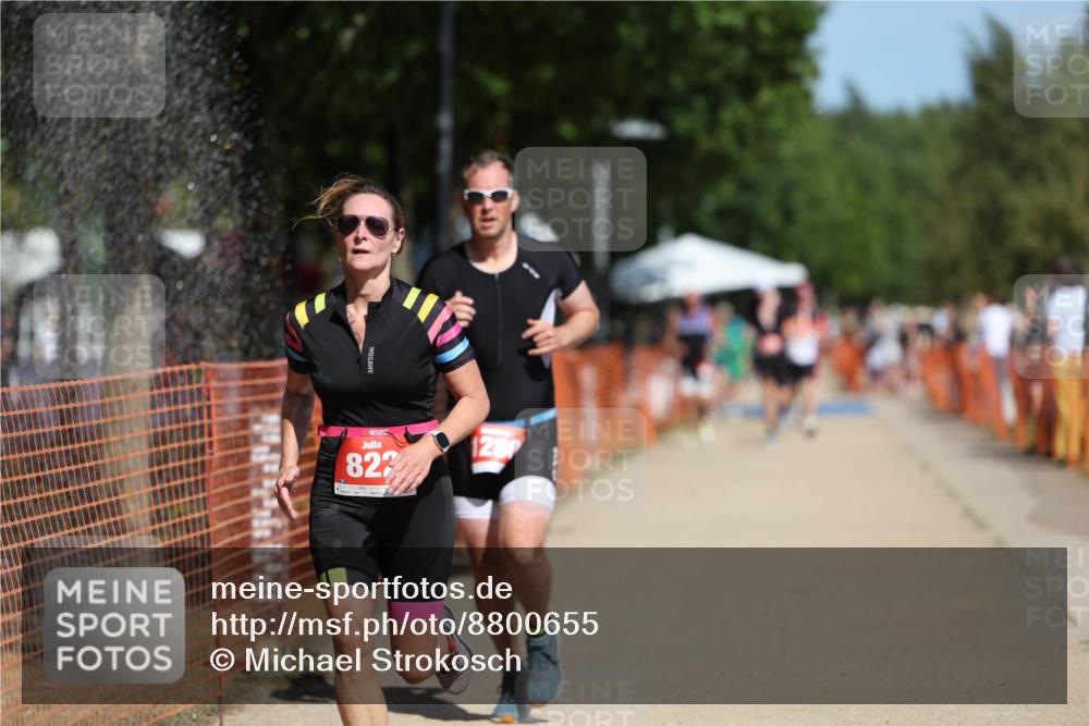 07.09.2025 - 19. Norderstedt Triathlon Michael Strokosch http://msf.ph/oto/8800655 07.09.2025 12:30:45 Laufen 703, 822, 1280, 1343 meine-sportfotos.de