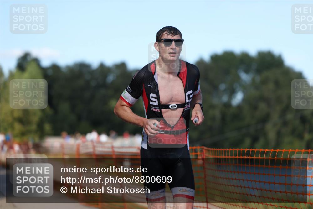 07.09.2025 - 19. Norderstedt Triathlon Michael Strokosch http://msf.ph/oto/8800699 07.09.2025 14:50:56 Laufen 978 meine-sportfotos.de