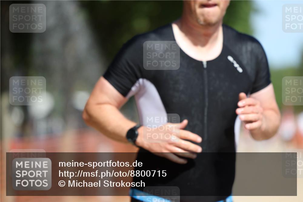 07.09.2025 - 19. Norderstedt Triathlon Michael Strokosch http://msf.ph/oto/8800715 07.09.2025 12:30:48 Laufen 822, 1280 meine-sportfotos.de