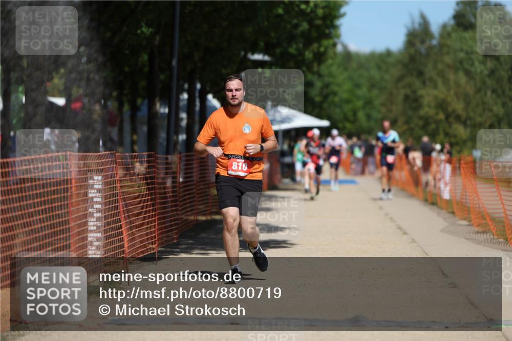 07.09.2025 - 19. Norderstedt Triathlon Michael Strokosch http://msf.ph/oto/8800719 07.09.2025 13:08:41 Laufen 810 meine-sportfotos.de