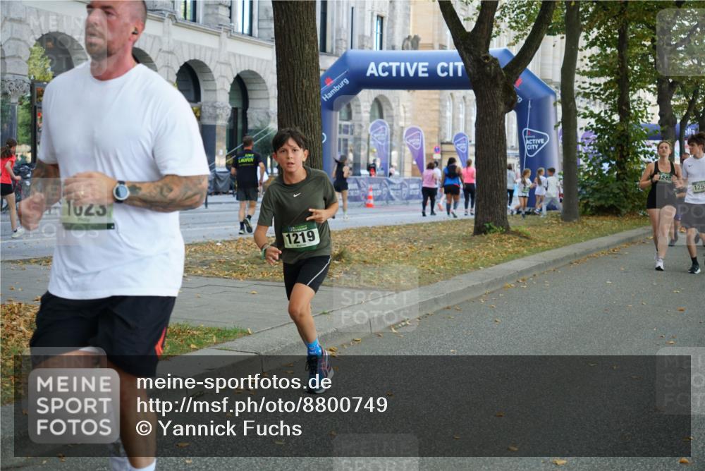 07.09.2025 - BARMER Alsterlauf Yannick Fuchs http://msf.ph/oto/8800749 07.09.2025 11:49:06 Laufen 1023, 1219, 1248, 125 meine-sportfotos.de