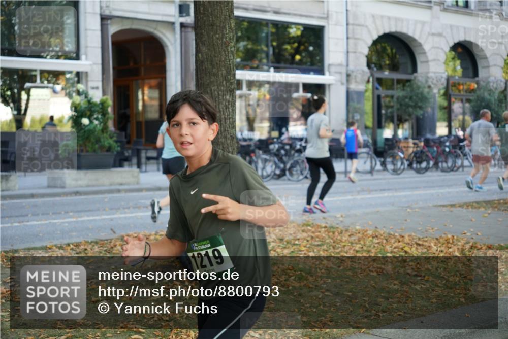 07.09.2025 - BARMER Alsterlauf Yannick Fuchs http://msf.ph/oto/8800793 07.09.2025 11:49:08 Laufen 13, 1219 meine-sportfotos.de