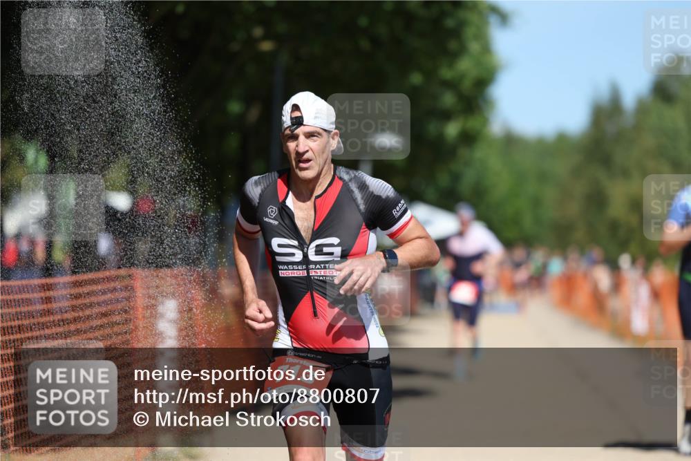 07.09.2025 - 19. Norderstedt Triathlon Michael Strokosch http://msf.ph/oto/8800807 07.09.2025 13:08:51 Laufen 220, 713, 754 meine-sportfotos.de