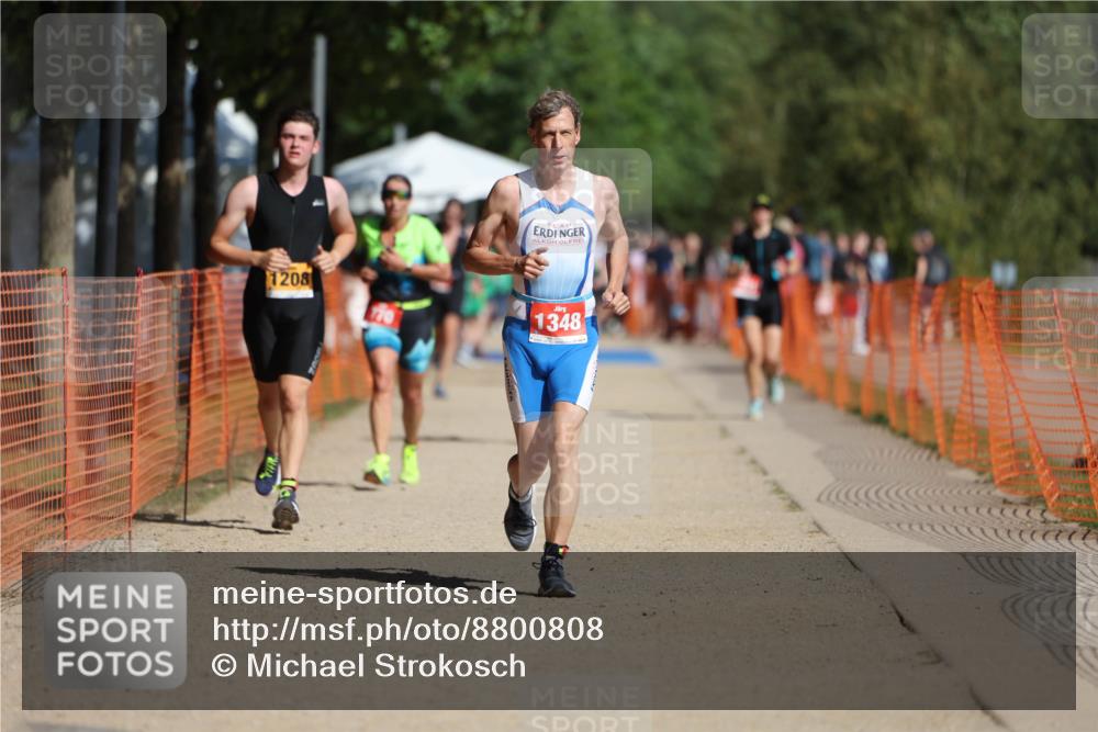 07.09.2025 - 19. Norderstedt Triathlon Michael Strokosch http://msf.ph/oto/8800808 07.09.2025 12:01:23 Laufen 770, 1208, 1348 meine-sportfotos.de