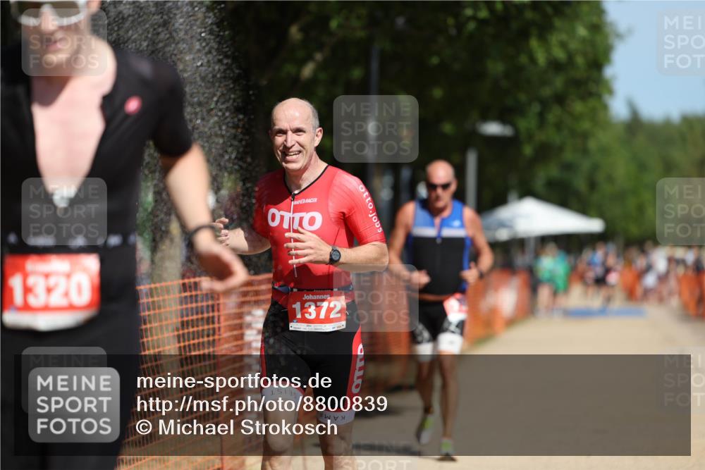 07.09.2025 - 19. Norderstedt Triathlon Michael Strokosch http://msf.ph/oto/8800839 07.09.2025 12:30:59 Laufen 710, 1300, 1320, 1372 meine-sportfotos.de