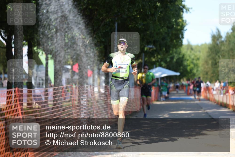 07.09.2025 - 19. Norderstedt Triathlon Michael Strokosch http://msf.ph/oto/8800860 07.09.2025 14:51:40 Laufen 1028, 1469 meine-sportfotos.de