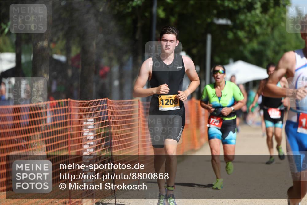 07.09.2025 - 19. Norderstedt Triathlon Michael Strokosch http://msf.ph/oto/8800868 07.09.2025 12:01:26 Laufen 770, 1208, 1332, 1348 meine-sportfotos.de