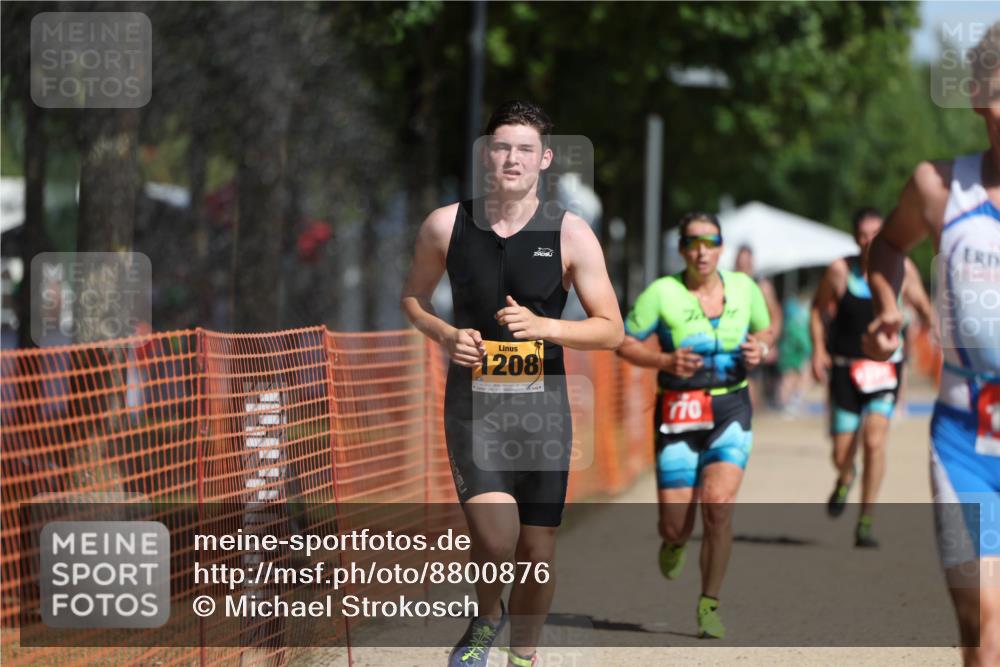 07.09.2025 - 19. Norderstedt Triathlon Michael Strokosch http://msf.ph/oto/8800876 07.09.2025 12:01:26 Laufen 770, 1208, 1332, 1348 meine-sportfotos.de