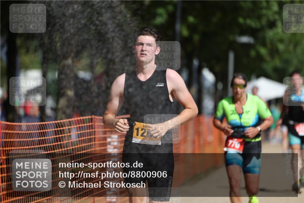 07.09.2025 - 19. Norderstedt Triathlon Michael Strokosch http://msf.ph/oto/8800906 07.09.2025 12:01:27 Laufen 770, 1208, 1301, 1332, 1348 meine-sportfotos.de