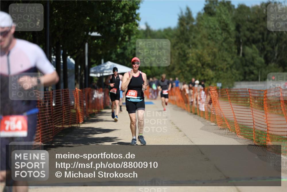 07.09.2025 - 19. Norderstedt Triathlon Michael Strokosch http://msf.ph/oto/8800910 07.09.2025 13:08:57 Laufen 220, 290, 754, 1373 meine-sportfotos.de