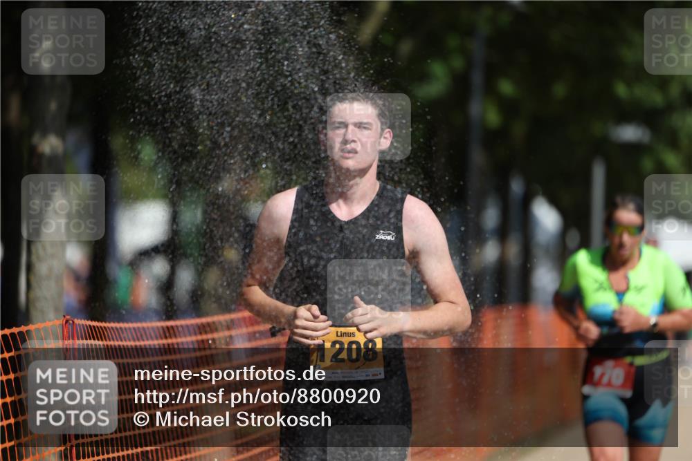 07.09.2025 - 19. Norderstedt Triathlon Michael Strokosch http://msf.ph/oto/8800920 07.09.2025 12:01:28 Laufen 770, 774, 1208, 1301, 1332, 1348 meine-sportfotos.de