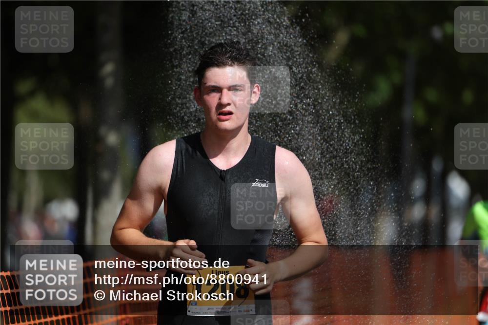 07.09.2025 - 19. Norderstedt Triathlon Michael Strokosch http://msf.ph/oto/8800941 07.09.2025 12:01:28 Laufen 770, 774, 1208, 1301, 1332, 1348 meine-sportfotos.de