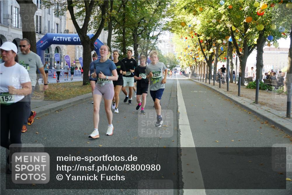 07.09.2025 - BARMER Alsterlauf Yannick Fuchs http://msf.ph/oto/8800980 07.09.2025 11:49:15 Laufen 152, 1255, 151, 1242, 1267 meine-sportfotos.de
