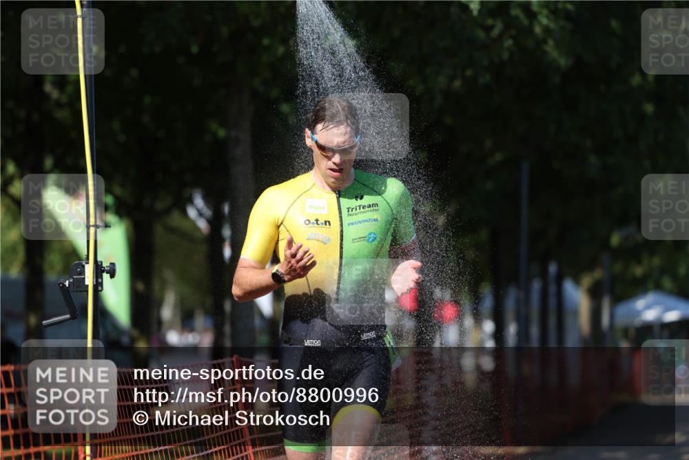 07.09.2025 - 19. Norderstedt Triathlon Michael Strokosch http://msf.ph/oto/8800996 07.09.2025 14:51:47 Laufen 394, 1028 meine-sportfotos.de