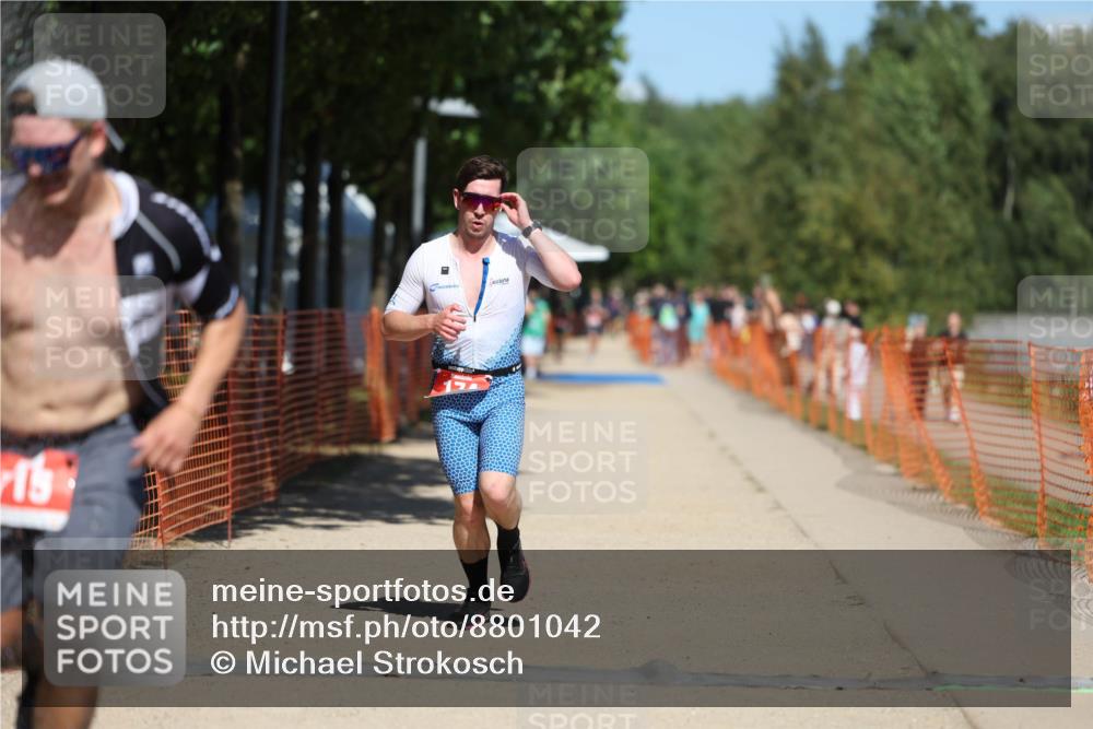 07.09.2025 - 19. Norderstedt Triathlon Michael Strokosch http://msf.ph/oto/8801042 07.09.2025 13:09:10 Laufen 174, 277, 715 meine-sportfotos.de