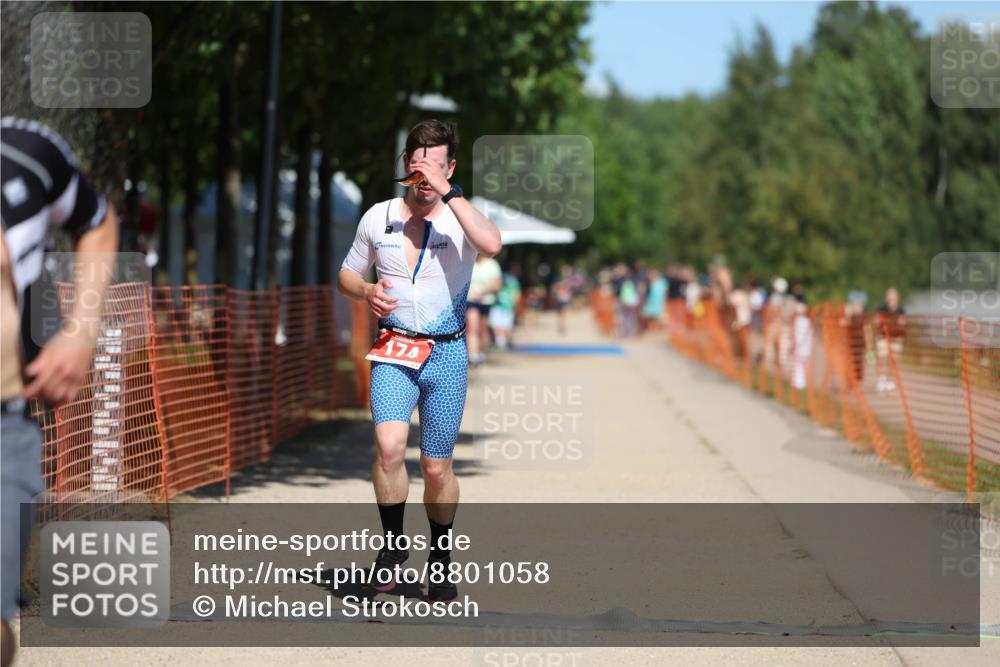07.09.2025 - 19. Norderstedt Triathlon Michael Strokosch http://msf.ph/oto/8801058 07.09.2025 13:09:10 Laufen 174, 277, 715 meine-sportfotos.de