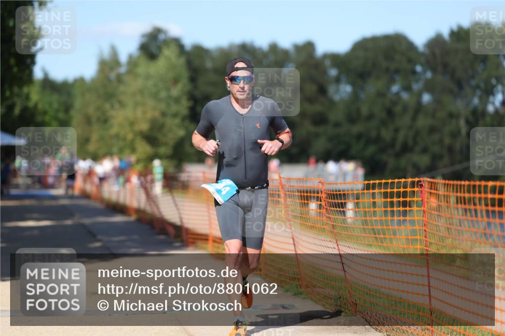 07.09.2025 - 19. Norderstedt Triathlon Michael Strokosch http://msf.ph/oto/8801062 07.09.2025 14:51:55 Laufen 394, 958 meine-sportfotos.de