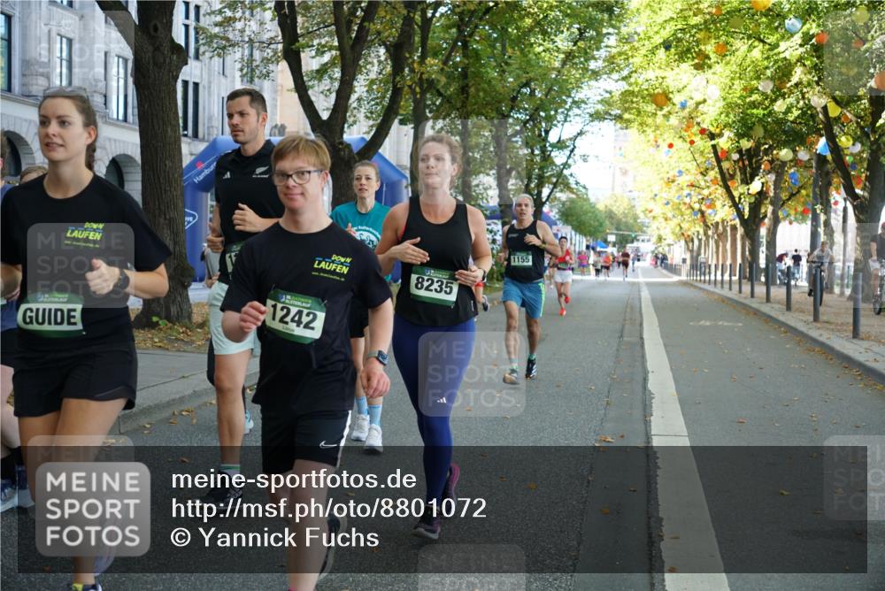 07.09.2025 - BARMER Alsterlauf Yannick Fuchs http://msf.ph/oto/8801072 07.09.2025 11:49:19 Laufen 8235, 5, 1242, 1155 meine-sportfotos.de
