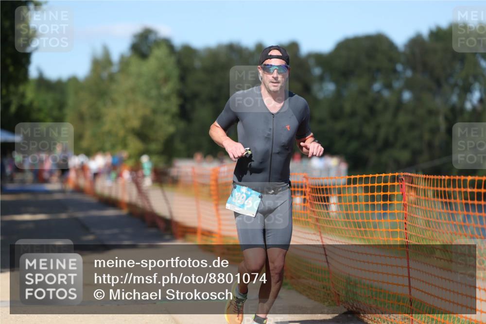 07.09.2025 - 19. Norderstedt Triathlon Michael Strokosch http://msf.ph/oto/8801074 07.09.2025 14:51:55 Laufen 394, 958 meine-sportfotos.de