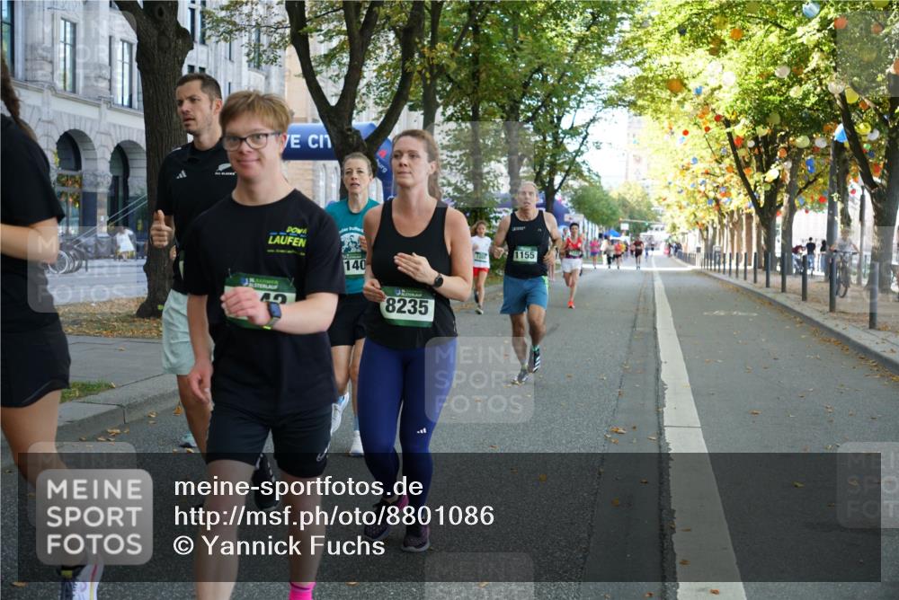 07.09.2025 - BARMER Alsterlauf Yannick Fuchs http://msf.ph/oto/8801086 07.09.2025 11:49:19 Laufen 16, 140, 8235, 1155 meine-sportfotos.de