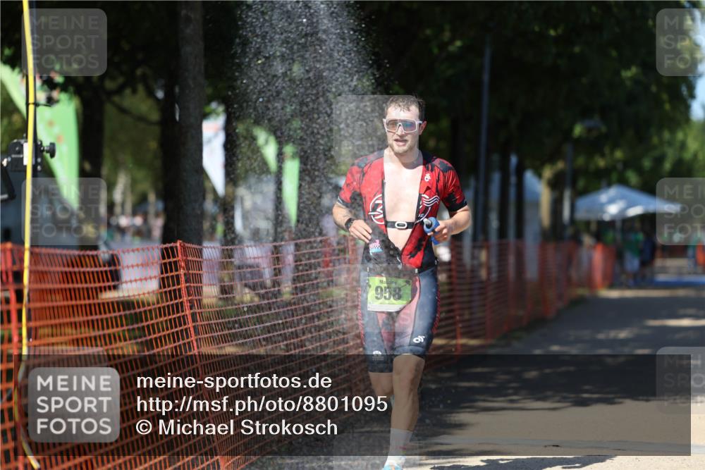 07.09.2025 - 19. Norderstedt Triathlon Michael Strokosch http://msf.ph/oto/8801095 07.09.2025 14:51:58 Laufen 394, 958 meine-sportfotos.de