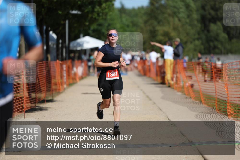 07.09.2025 - 19. Norderstedt Triathlon Michael Strokosch http://msf.ph/oto/8801097 07.09.2025 12:31:23 Laufen 215, 237, 1231, 1361 meine-sportfotos.de
