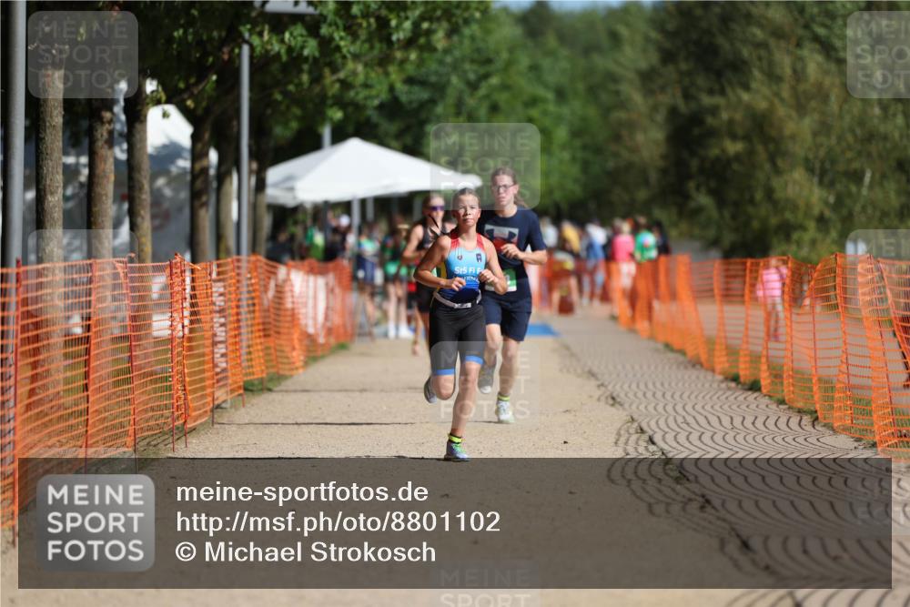 07.09.2025 - 19. Norderstedt Triathlon Michael Strokosch http://msf.ph/oto/8801102 07.09.2025 10:58:07 Laufen 57, 59, 666, 693 meine-sportfotos.de