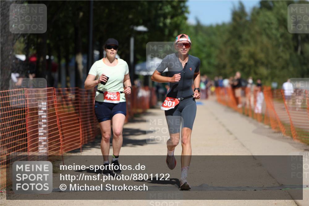 07.09.2025 - 19. Norderstedt Triathlon Michael Strokosch http://msf.ph/oto/8801122 07.09.2025 13:09:24 Laufen 301, 755 meine-sportfotos.de