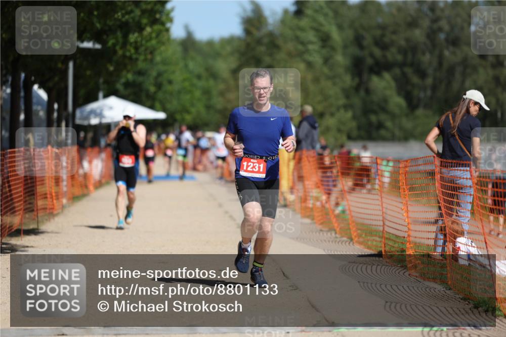 07.09.2025 - 19. Norderstedt Triathlon Michael Strokosch http://msf.ph/oto/8801133 07.09.2025 12:31:27 Laufen 850, 1231, 1361 meine-sportfotos.de
