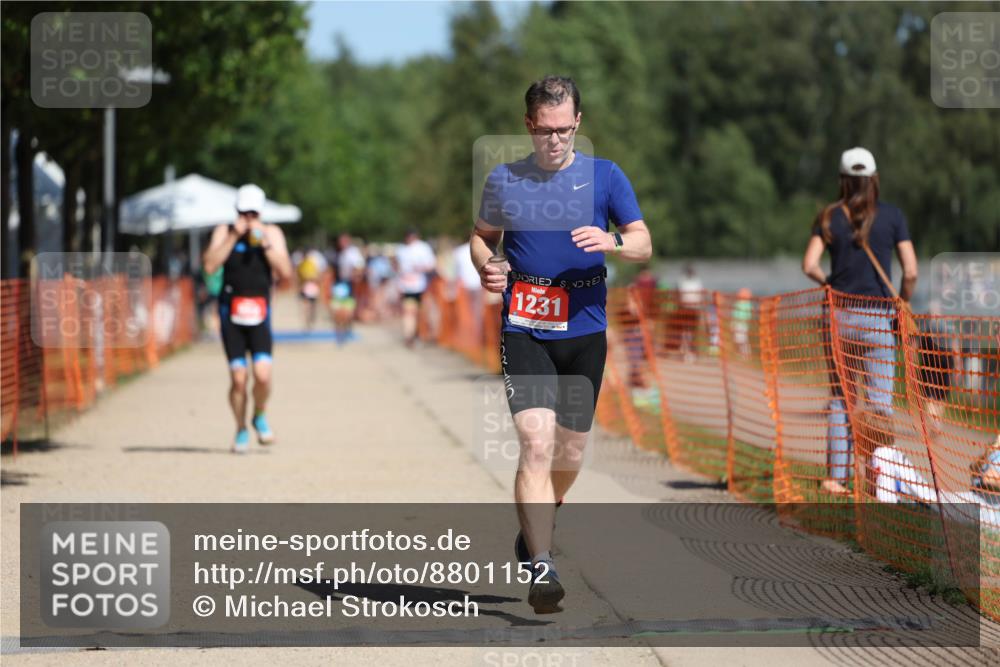 07.09.2025 - 19. Norderstedt Triathlon Michael Strokosch http://msf.ph/oto/8801152 07.09.2025 12:31:28 Laufen 850, 1231, 1361 meine-sportfotos.de