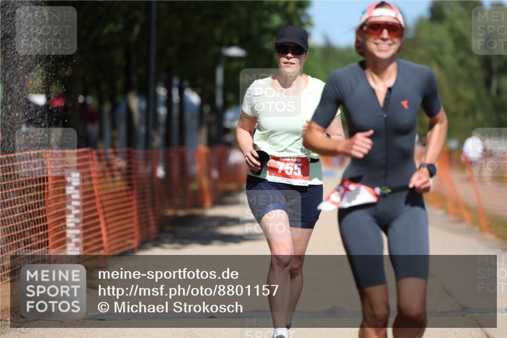 07.09.2025 - 19. Norderstedt Triathlon Michael Strokosch http://msf.ph/oto/8801157 07.09.2025 13:09:26 Laufen 301, 755 meine-sportfotos.de