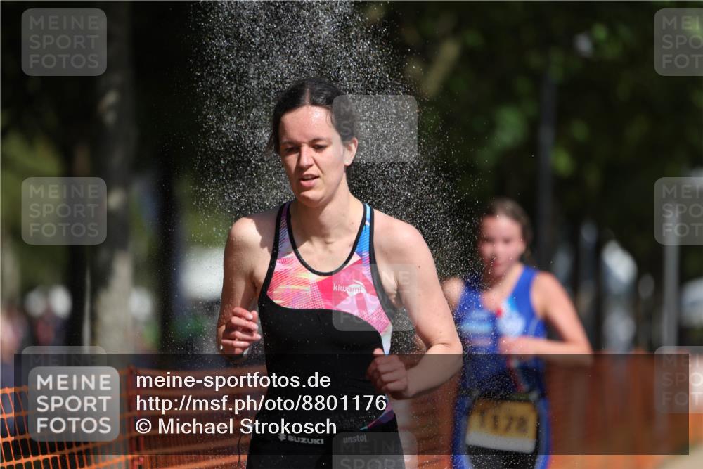 07.09.2025 - 19. Norderstedt Triathlon Michael Strokosch http://msf.ph/oto/8801176 07.09.2025 12:01:39 Laufen 148, 774, 1178, 1301, 1334 meine-sportfotos.de
