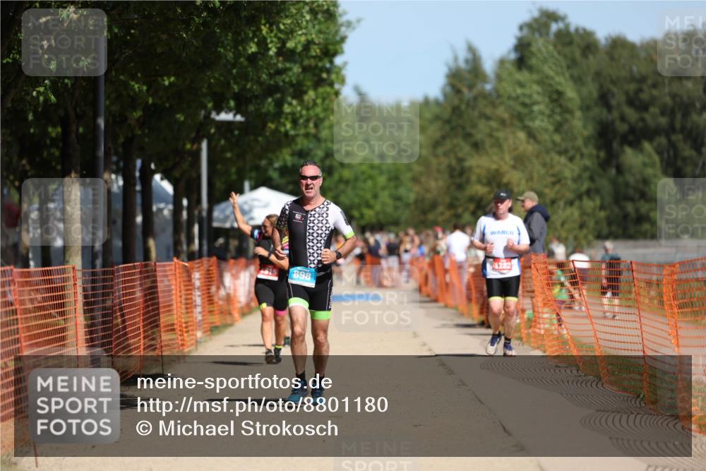 07.09.2025 - 19. Norderstedt Triathlon Michael Strokosch http://msf.ph/oto/8801180 07.09.2025 12:31:42 Laufen 898, 1315 meine-sportfotos.de