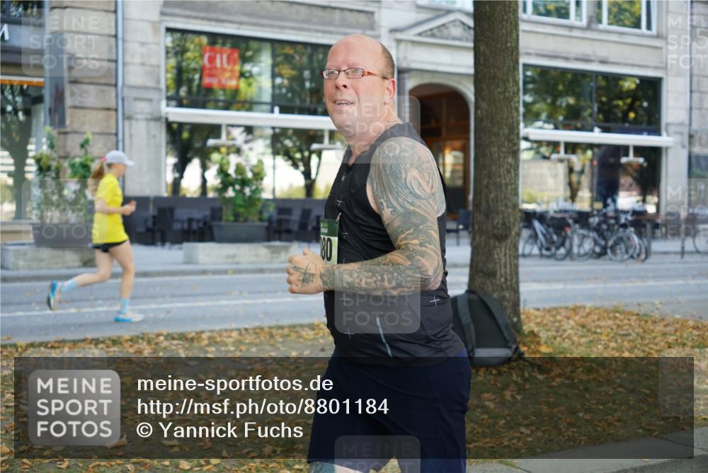 07.09.2025 - BARMER Alsterlauf Yannick Fuchs http://msf.ph/oto/8801184 07.09.2025 11:49:26 Laufen 1 meine-sportfotos.de