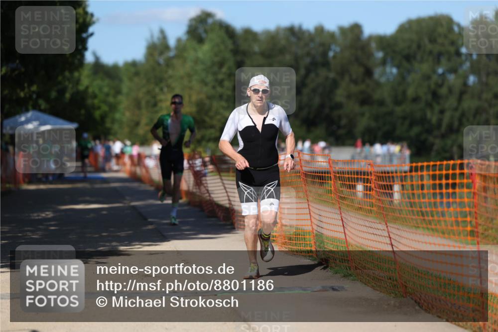 07.09.2025 - 19. Norderstedt Triathlon Michael Strokosch http://msf.ph/oto/8801186 07.09.2025 14:52:08 Laufen 361, 1014 meine-sportfotos.de