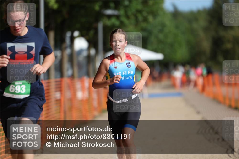 07.09.2025 - 19. Norderstedt Triathlon Michael Strokosch http://msf.ph/oto/8801191 07.09.2025 10:58:11 Laufen 57, 129, 643, 693 meine-sportfotos.de