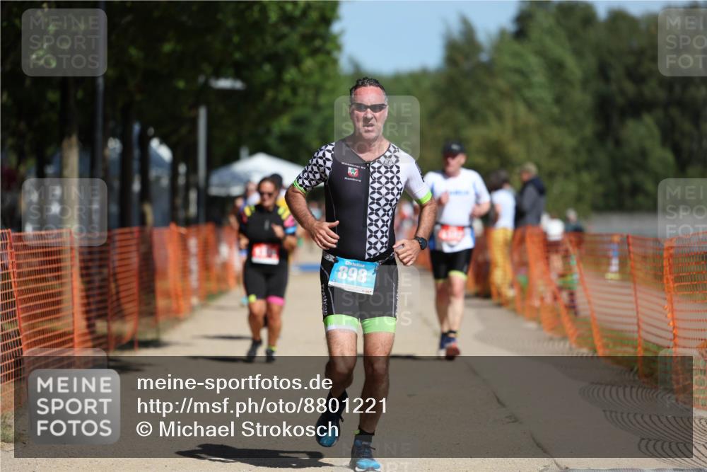 07.09.2025 - 19. Norderstedt Triathlon Michael Strokosch http://msf.ph/oto/8801221 07.09.2025 12:31:44 Laufen 168, 795, 898, 1282, 1315 meine-sportfotos.de