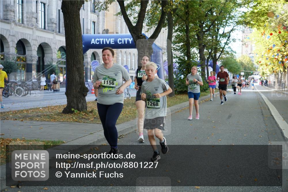 07.09.2025 - BARMER Alsterlauf Yannick Fuchs http://msf.ph/oto/8801227 07.09.2025 11:49:30 Laufen 1156, 10, 1073, 10, 1251, 1268 meine-sportfotos.de